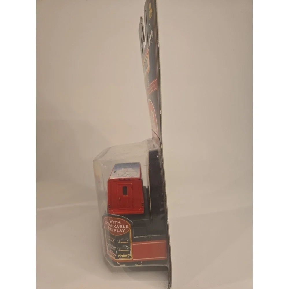 1999 Matchbox Collectibles Coca-Cola Polar Bear Chevy Transporter Bus MOC‎